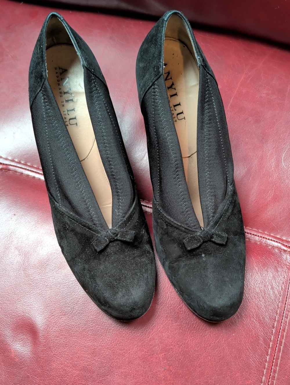 Anyi Lu Heart Black Suede Womens Pumps Shoes Size 40.5